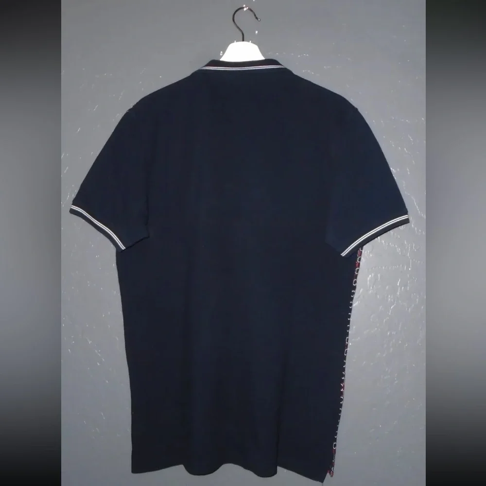 NWT’s Carolina Herrera Polo Shirt Men’s Size Medium - Picture 8 of 8